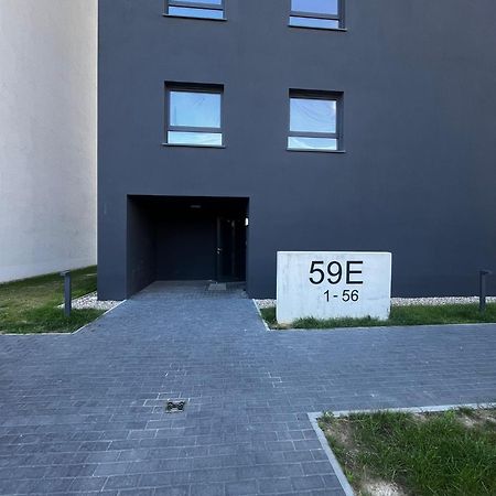 Apartament Z Widokiem Na Stadion Styl Industrialny Jedyny Taki Check In 24 H Poznań Exterior foto