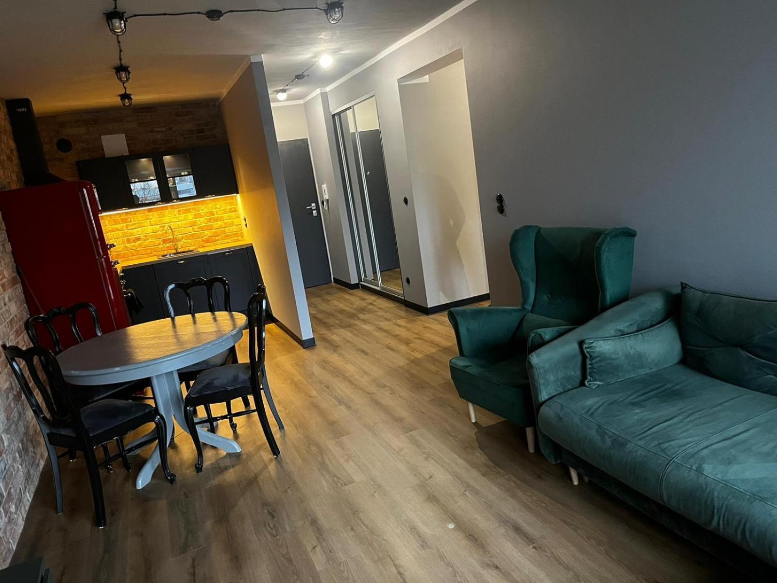Apartament Z Widokiem Na Stadion Styl Industrialny Jedyny Taki Check In 24 H Poznań Exterior foto